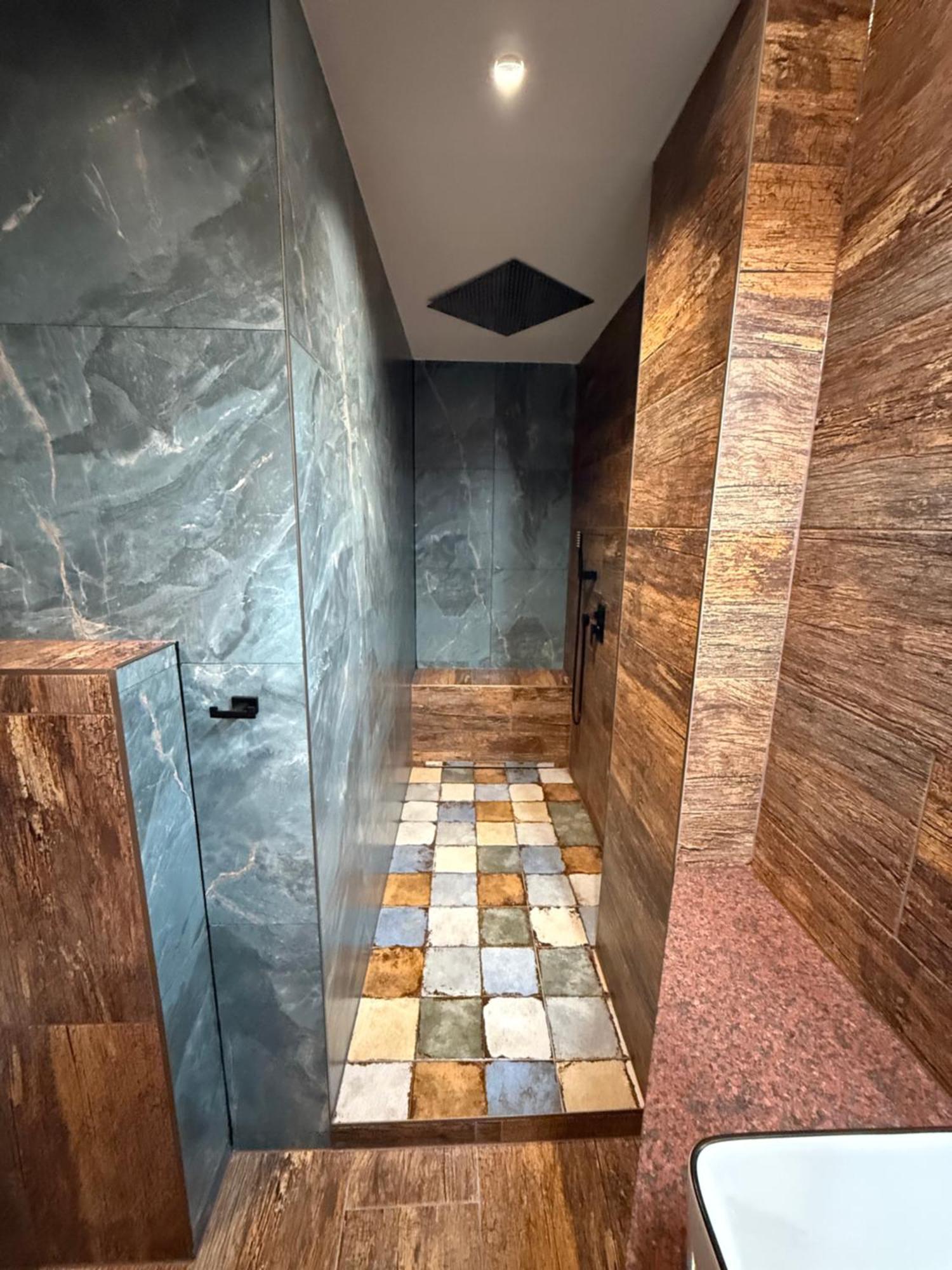 Hotel Plzensky Dvur Frýdek-Místek Exteriér fotografie