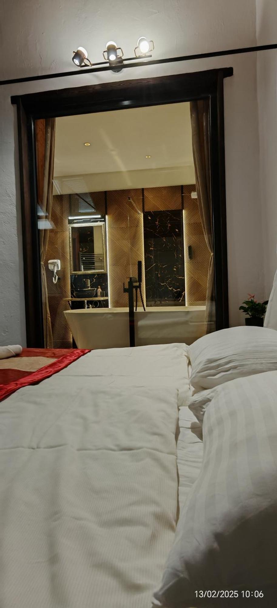 Hotel Plzensky Dvur Frýdek-Místek Exteriér fotografie