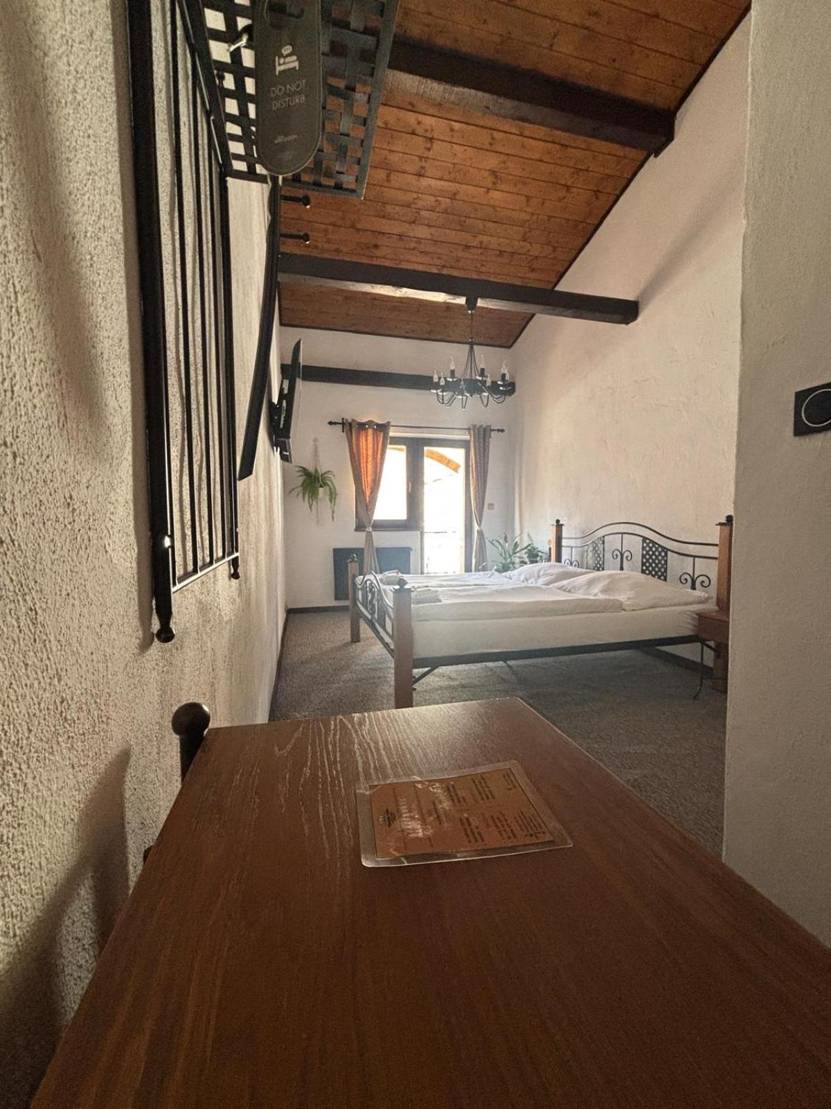 Hotel Plzensky Dvur Frýdek-Místek Exteriér fotografie
